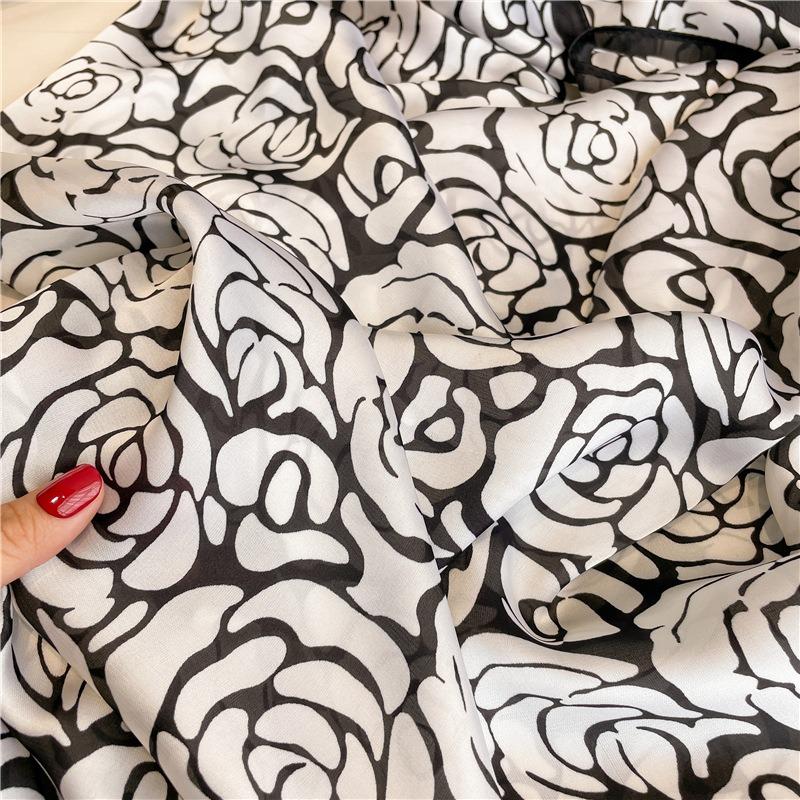 Rosen-Schal Urlaubs-Strandschal Seidenschal Pendler dünner Kunstseideschal neuer Seidenschal Damen li Brokat