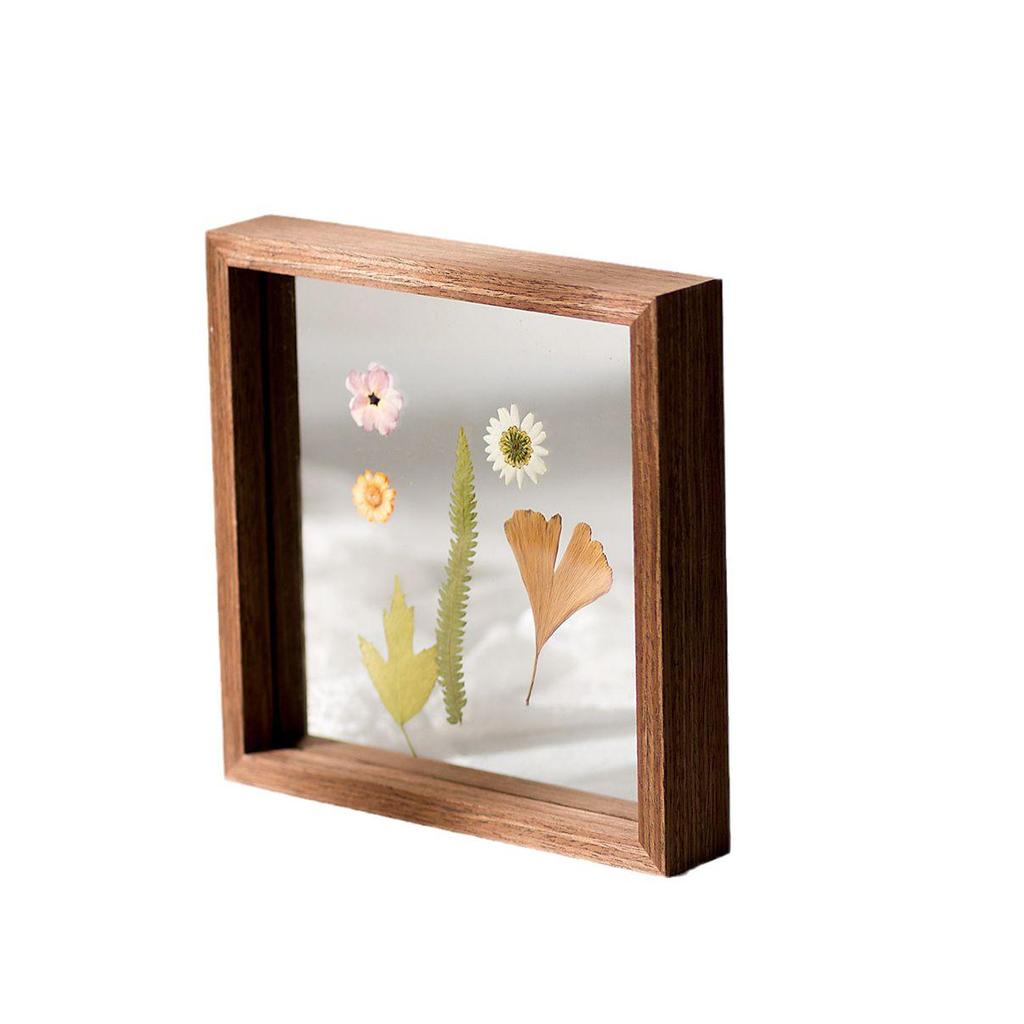 Handmade European Embossed Photo Frame with Transparent Glass and Wooden Leaf Plant Design