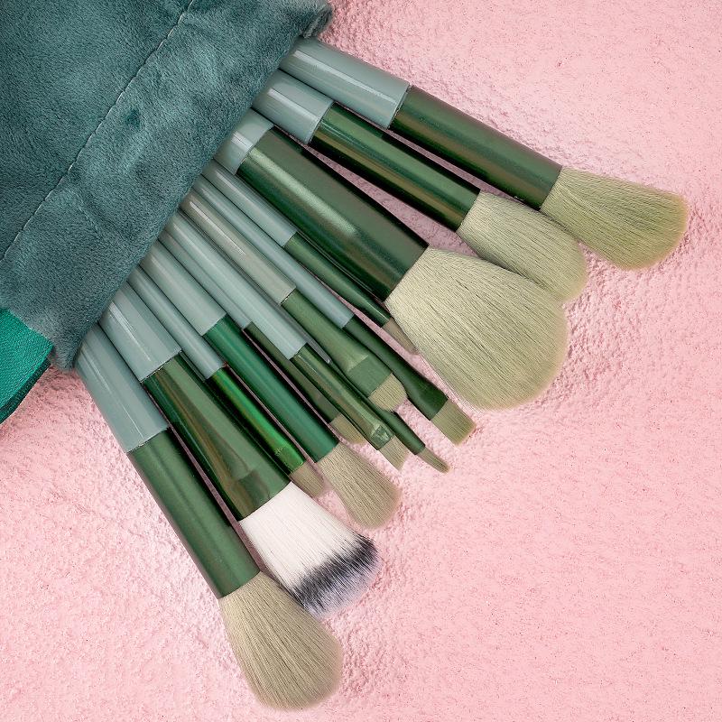 Sijiqing 13-Piece Makeup Brush Set: Powder, Eyeshadow, Foundation Brushes for Complete Makeup Application.