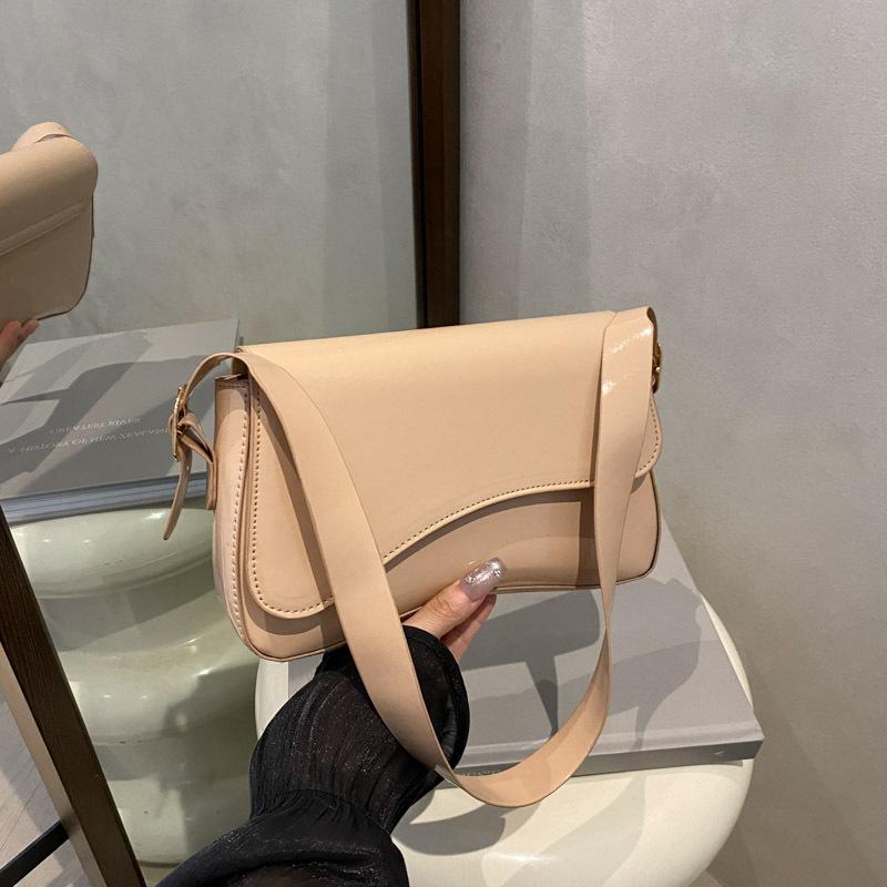 

Высококачественная новая сумка через плечо с магнитной застежкой-клапаном, женская, для работы, модная, простая, повседневная, универсальная сумка-мессенджер, женская сумка Without pendant хаки