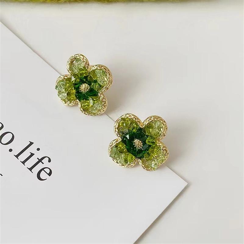 Trending Hollow Leaf Stud Earring Fashion Party Exaggerate Minimalist Earrings Jewelry For Woman Gifts New