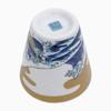 Kutani a traditional craft of the Hokuriku This sake cup features a wave design by and can also be used as a sake bottle or accessory a stylish and