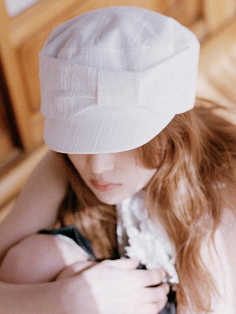 Poejidam Ruban Nouvelle Margot Hat In White