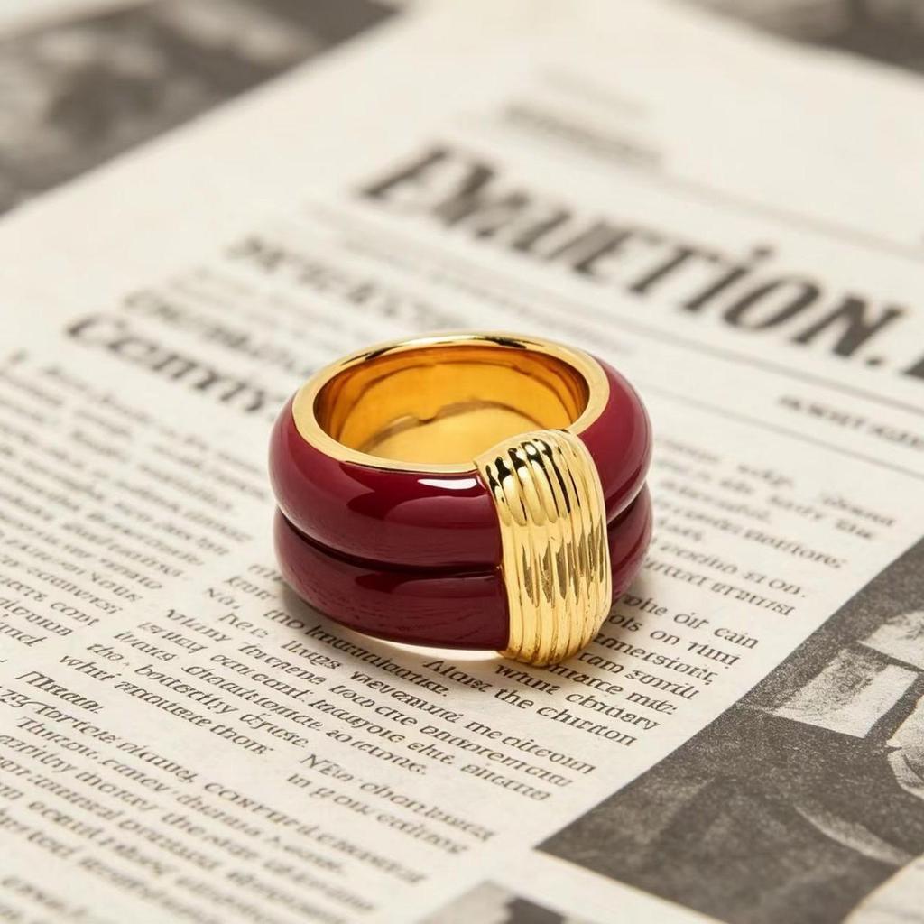 European American Black Gold Enamel Wide Band Ring with Ridge Pattern - Retro Style 699