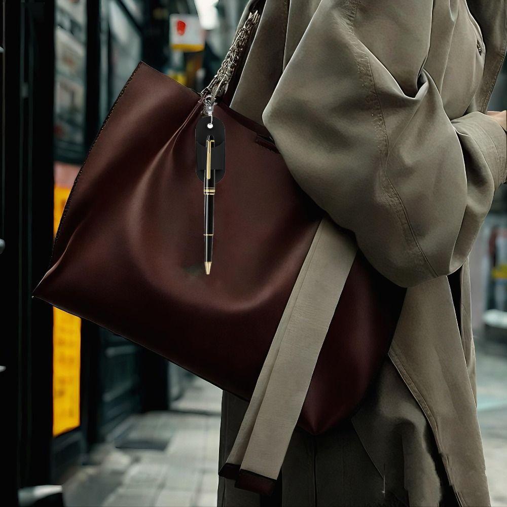 Portable Silicone Lanyard Pen Holder Anti-Lost Multi-functional Pen Clip Solid Color Lip Balm Holder Keychain