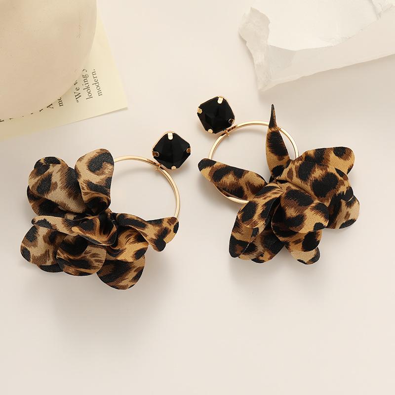 Exaggerated Leopard Print Fabric Large Circle Earrings Square Imitation Gemstone Inlaid Earrings