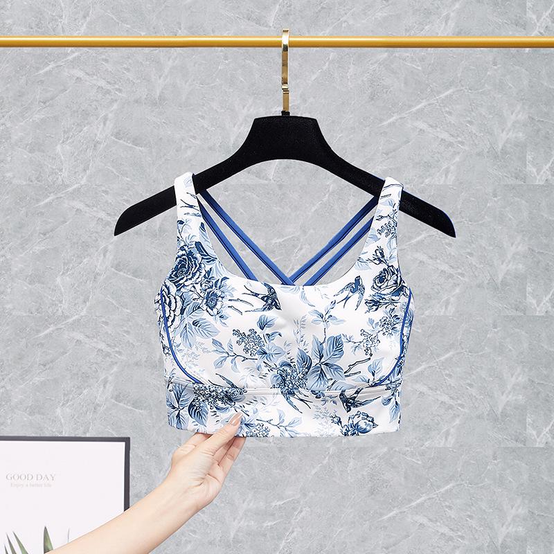 Women's Yoga Clothes 2025: Stylish Bra & High-End Two-Piece Sports Set for Fitness & Pilates