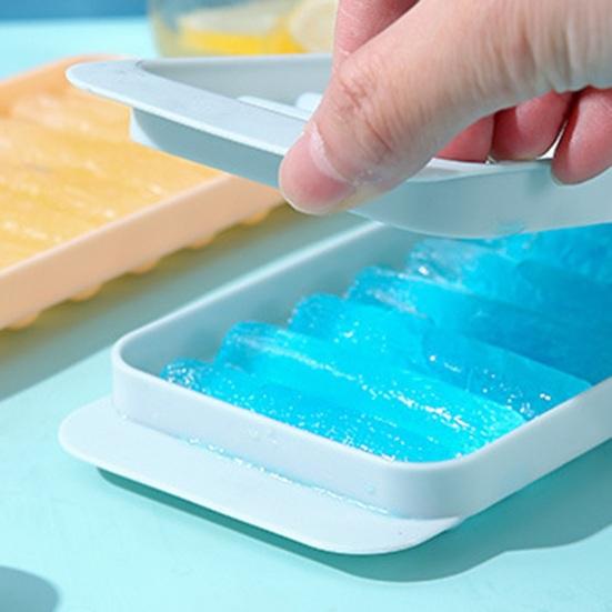 Forma na patyczki do lodu z pokrywką Food Grade Easy Release Napoje bez BPA Koktajle whisky Długi pasek Formy do robienia kostek lodu Artykuły kuchenne