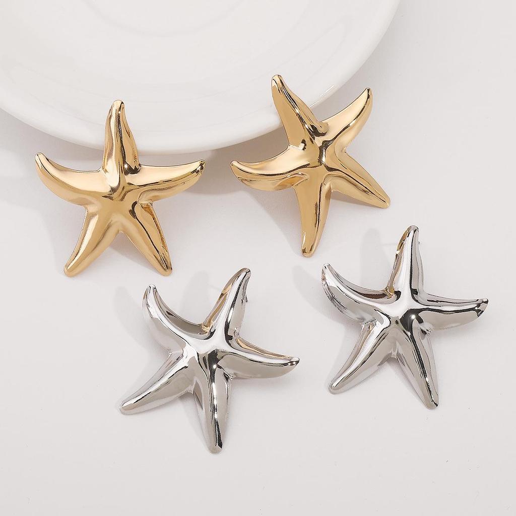 Summer Starfish Earrings: Bold Ocean-Inspired Design for Women