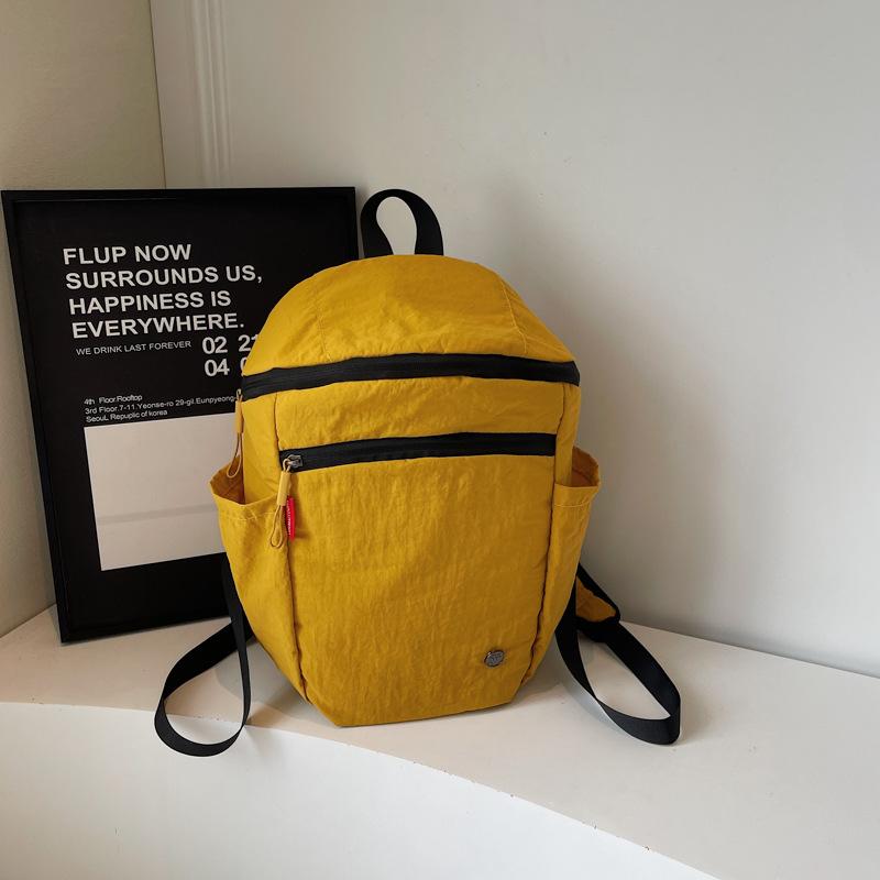 New Outdoor Leisure Schoolbag Women's Mountaineering Sports Lightweight Small Backpack Going Out Niche Lightweight Backpack