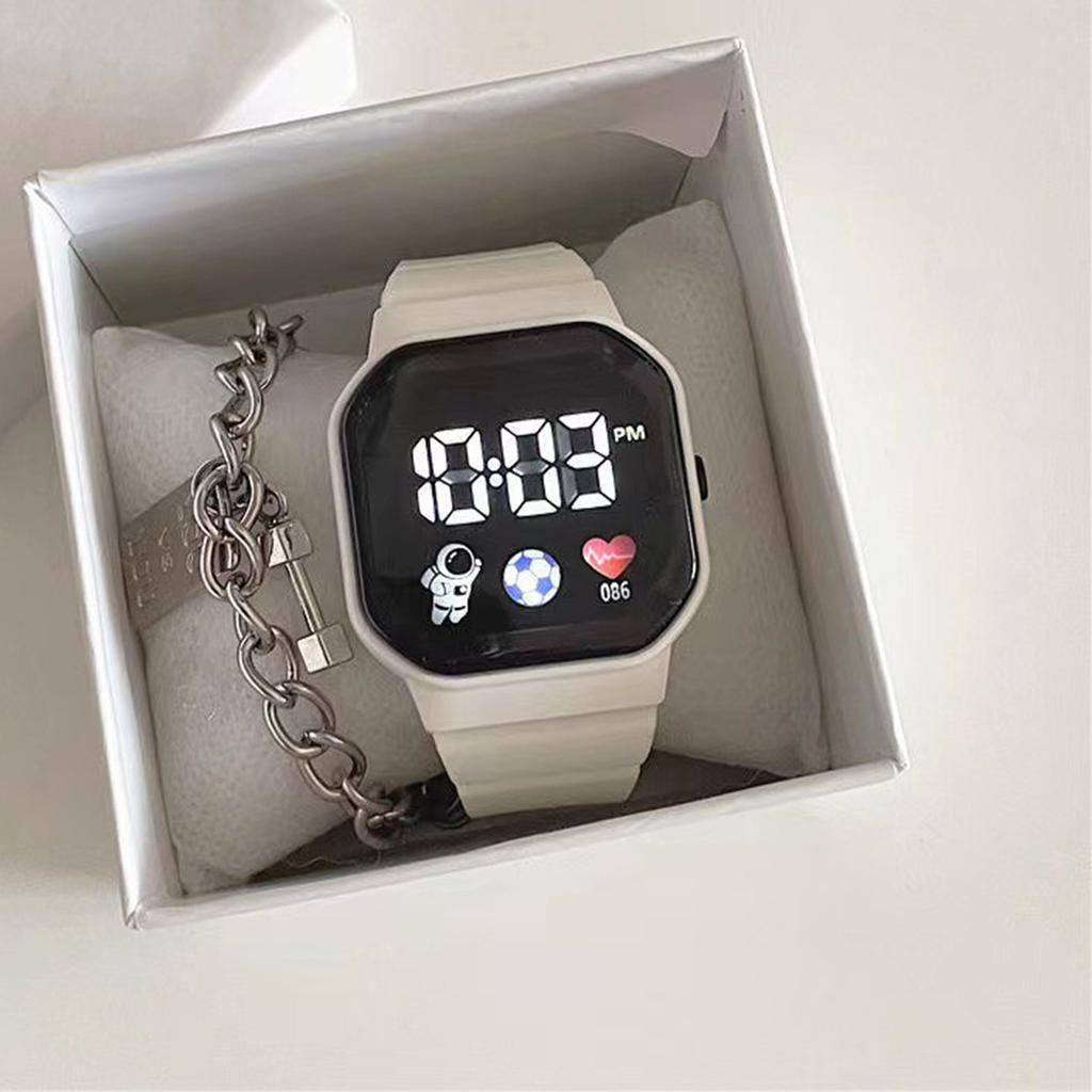 Ins Astronaut Electronic Watch  Comfortable To Wear Watch for Indoor Activities or Daily Use