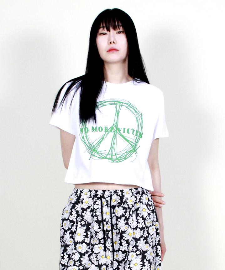 Deumakeu Piece Graphic Crop Short Sleeve T-Shirt White