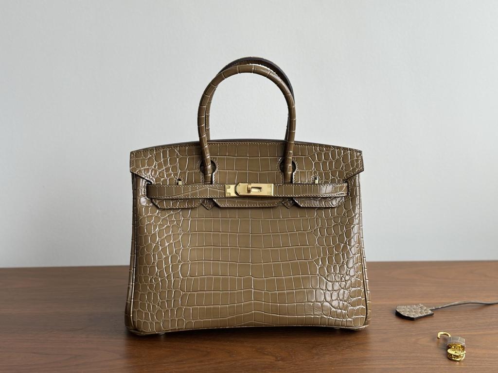 30 Silver Gold Yellow Fish Thread Pure Handmade Genuine Leather Tassel Thread Large Capacity Timeless Handheld Womens Bag