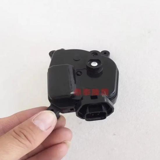 Rear Trunk Locks Lid Locking Latch Tailgate Lock Motor Unit 95750-2E000 For Hyundai Tucson 2005-2013