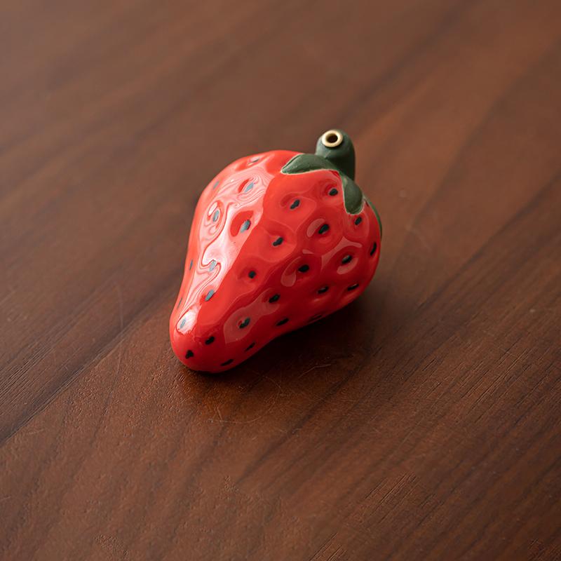 Strawberry Incense Burner Tea Pet Ornament Cute Ornament Thread Fragrance Tray Tea Table Creative Fragrance Path