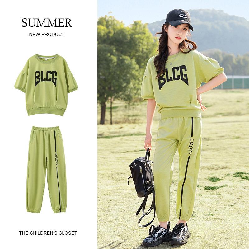 Summer Big Children's Casual Suit Knitted Short-sleeved Girls' Pants Suit