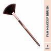 Gubb Synthetic Bristle Fan Brush For Face Makeup 1 Piece