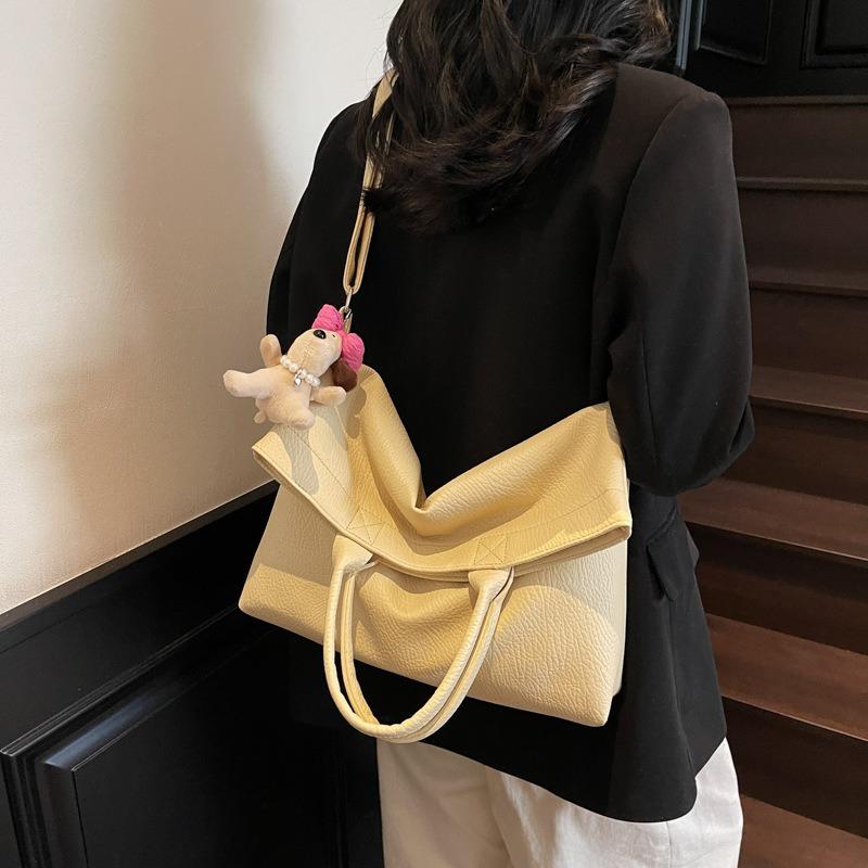 Large-capacity Bag Women's Summer New Versatile Messenger Bag Casual Shoulder Commuter Tote Bag