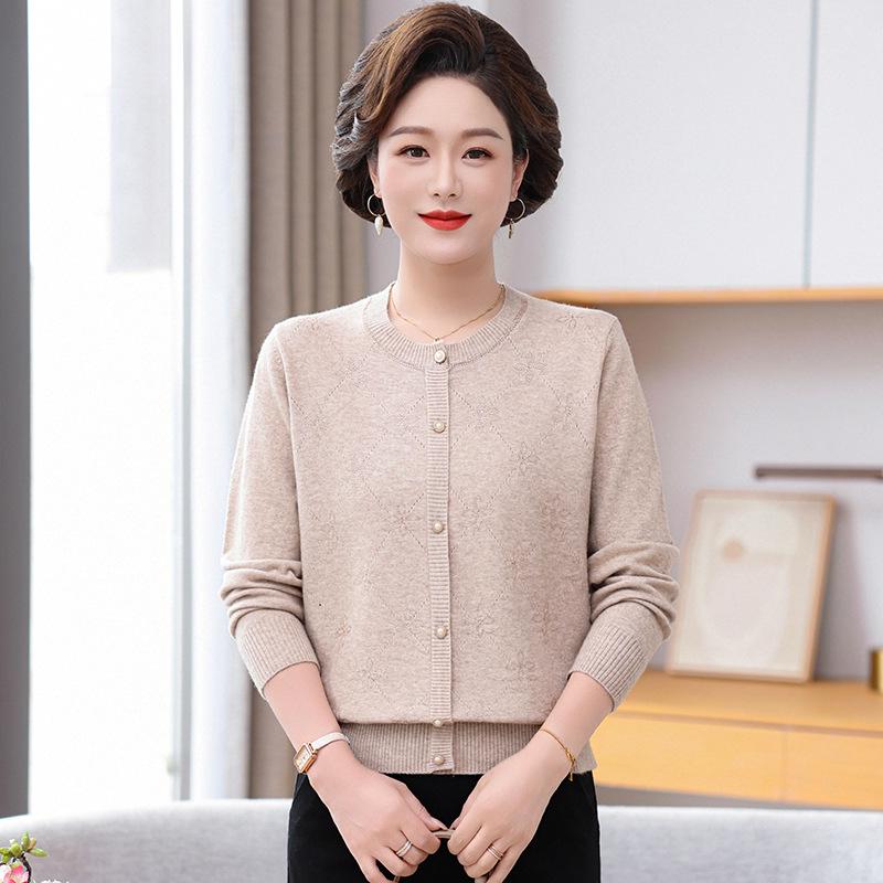 

Women s Elegant Wool Cardigan: Lightweight Knit Sweater for Middle-Aged and Elderly, Perfect for Spring and Autumn 4XL (165-180 lbs) миндальный/бежевый