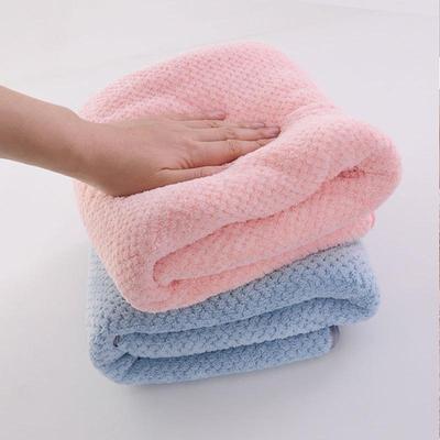 Merbau Quick-Dry Absorbent Coral Fleece Towel - Lint-Free, Thickened for Adults, Perfect for Gifts or Household Use