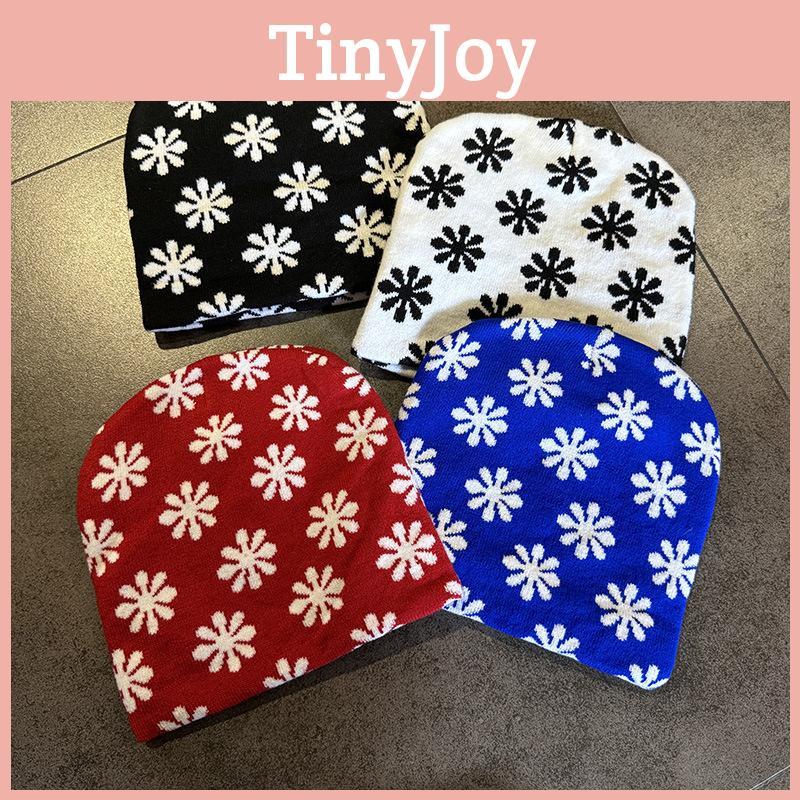 Block Color Fashionable Knitted Hat Acrylic Material Winter Outdoor Streetwear