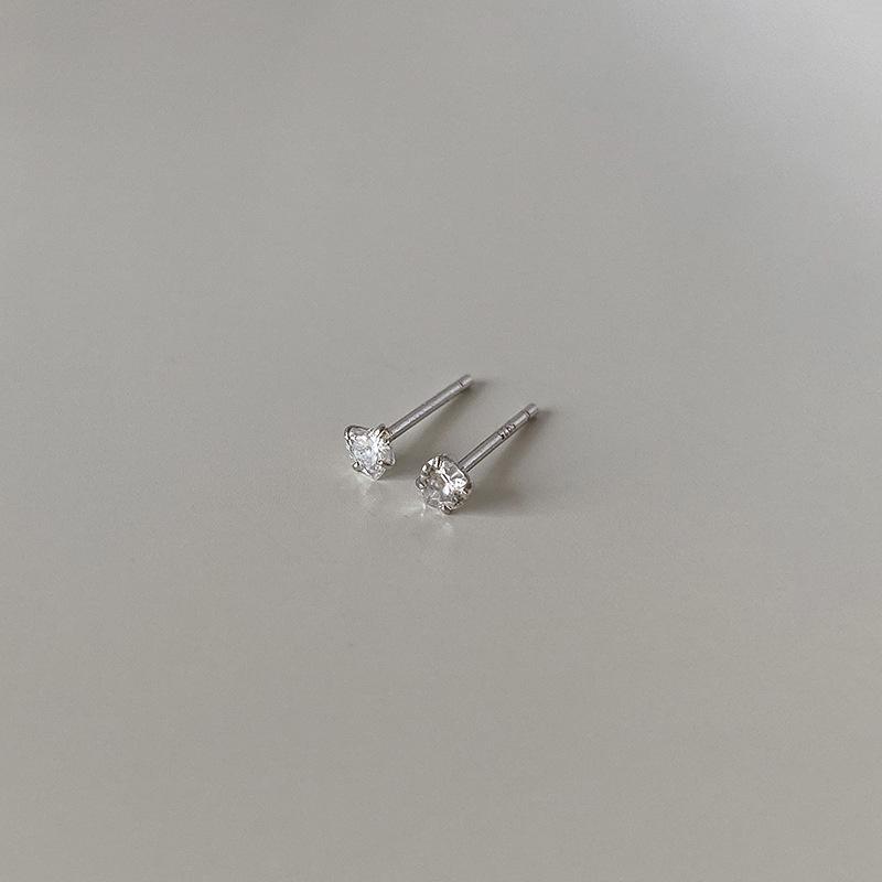 

Обожаю простые серьги-гвоздики из стерлингового серебра с цирконием, не нужно их снимать во время сна, сдержанный темперамент и изысканные повседневные серьги для женщин. 925 silver