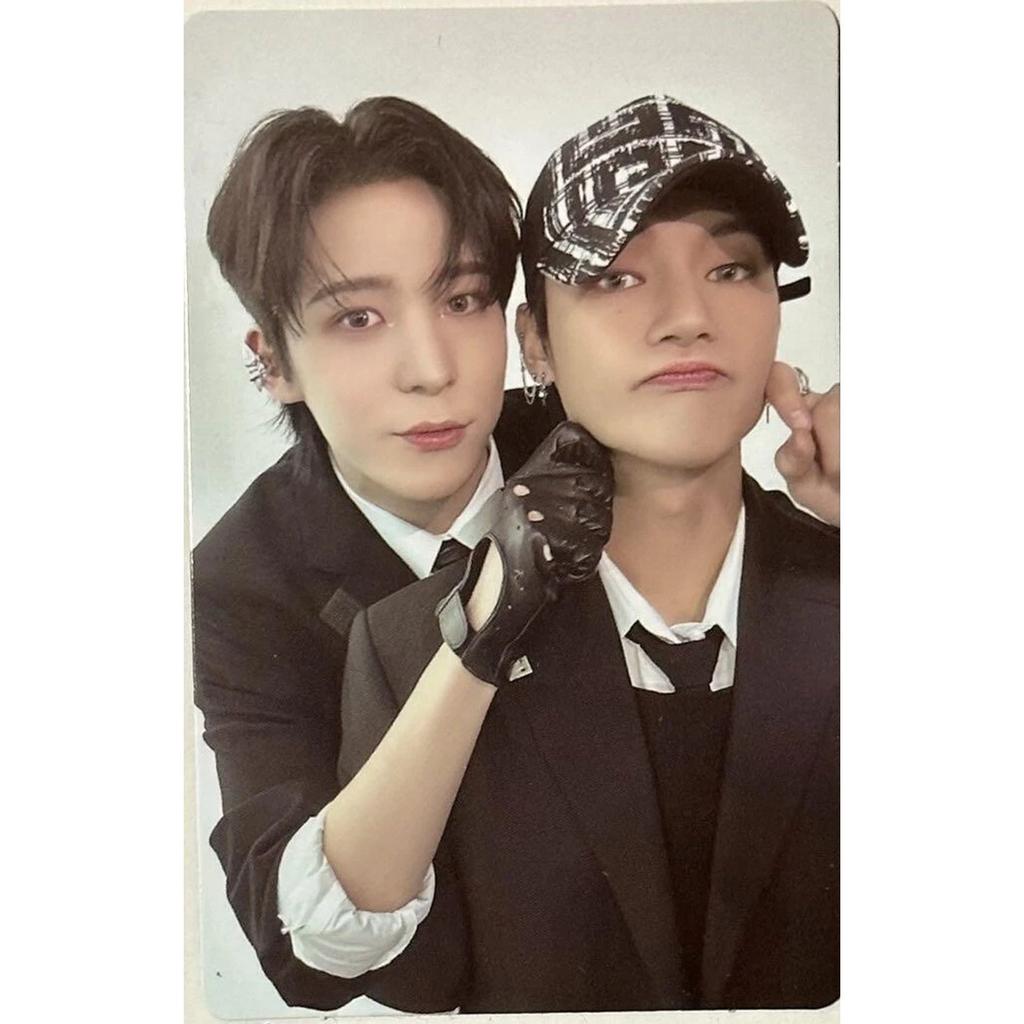 ATEEZ THE WORLD EP.2:OUTLAW A / DENÍK / JEDNOTKA DENÍKU / Z ver. OFICIÁLNÍ FOTOKARTA