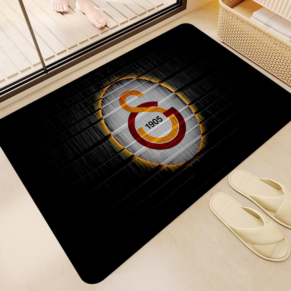 1905 Galatasaray Logo Bathroom Mat INS Style Soft Bedroom Floor House Laundry Room Mat Anti-skid Welcome Doormat