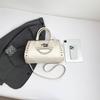 Punk-Stil Mode vielseitige große Kapazität Mehrfachfach Damen Tasche--Nietendekoration Umhängetasche/Pendler Handtasche