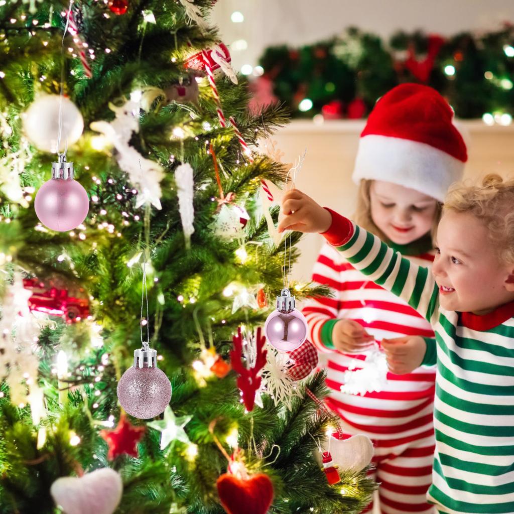 24Pcs Holiday Golden Ball Ornaments Christmas Tree Decorations 3Cm Festive Pendant for Party Wedding Ceremony Ball Ornament