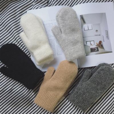 Women's Gloves Winter Imitation Rabbit Fur Piled Thickened Gloves Cold-proof Cycling Warm Gloves Tide-connected Pointer Knitted Gloves