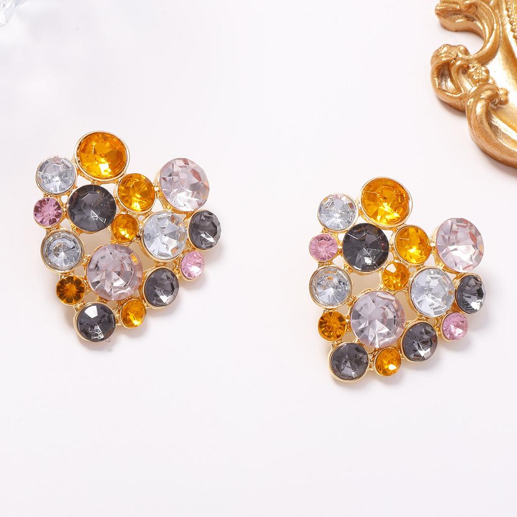 Light Luxury Colored Rhinestone Heart-Shaped Stud Earrings for Women Fashion Geometric Hollow Metal Earrings Wedding Jewelry