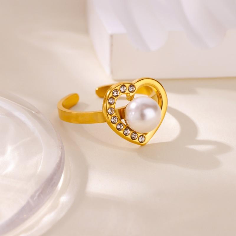 Simple Stainless Steel Gold-plated Butterfly Love Zircon Geometric Ring Female Personality Versatile Ring