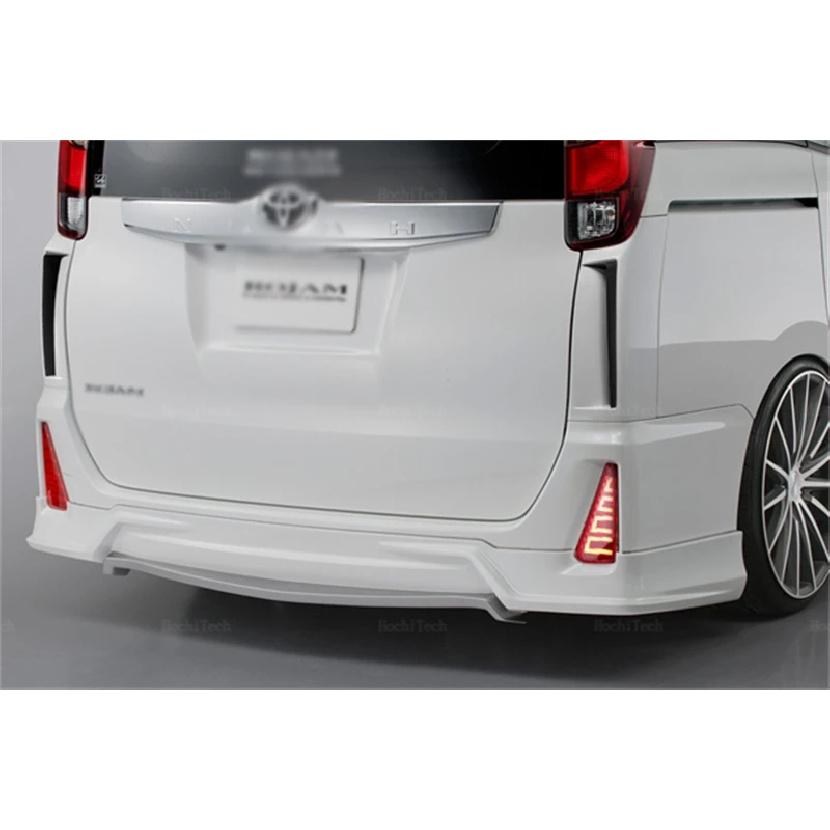 Car LED Reflector Lamp Rear Fog Lamp Rear Bumper Light Brake Light For Toyota NOAH VOXY 80 Series Auto