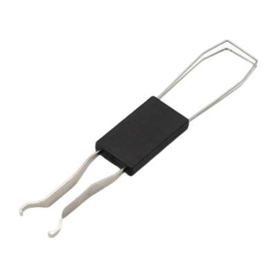 Extracteur de touches universel pour le nettoyage et la réparation des claviers mécaniques, avec un design ergonomique.