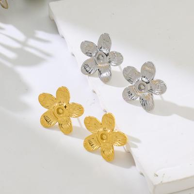 Personality Design Five-Petal Flower Stud Earrings Fashion Temperament Elegant Titanium Steel Earrings Women Do Not Fade Versatile