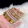 2026 Kalter Wind Nischen-Design Nicht verblassendes Armband Mode Leichter Luxus Temperament Vielseitig INS