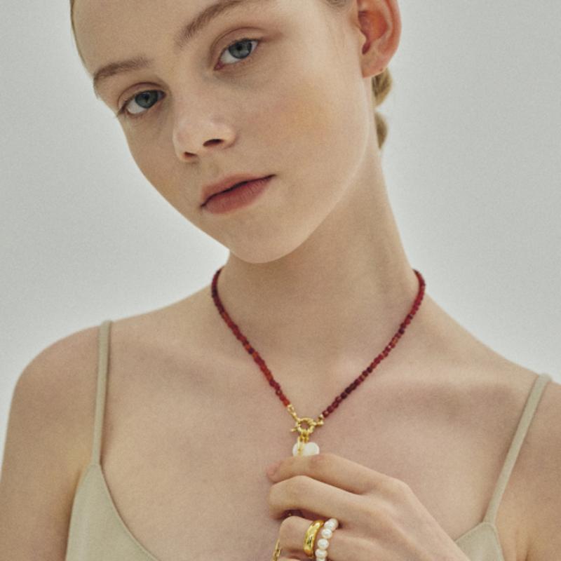 

Modern Everyday Pearly Stretch Ring 6mm pearl