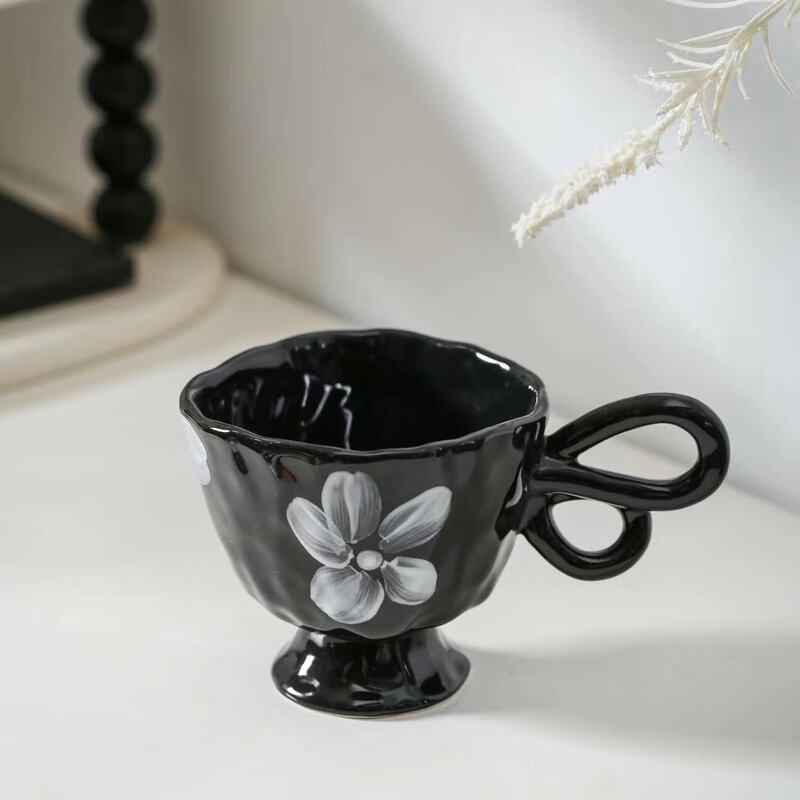 Shangqi Camellia Hand-Painted Ceramic Mug with Butterfly Handle