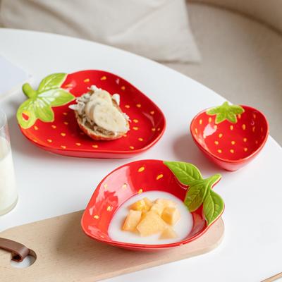 Creatieve Cartoon Aardbeivormige Keramische Saladeschaal Soepkommen Familie Fruit Snackbord Keukengerei Accessoires Tafelgerei