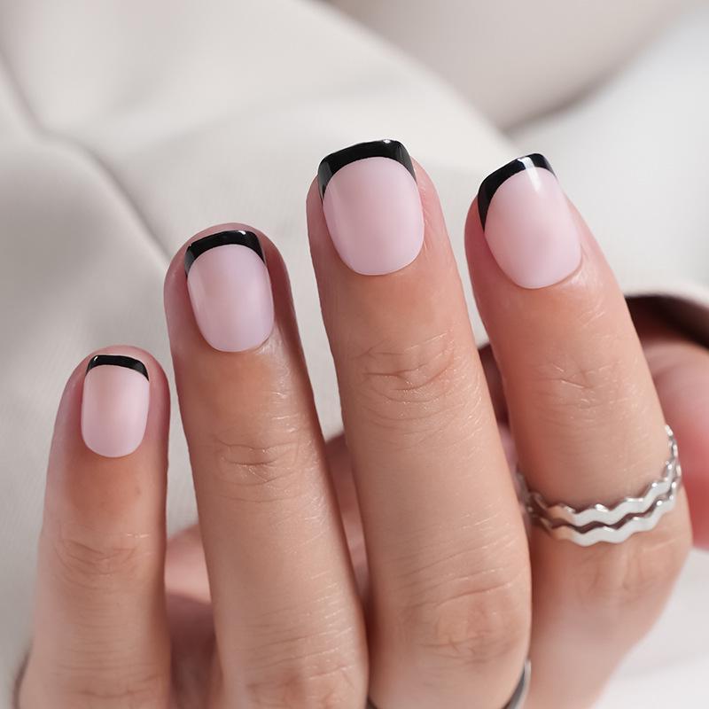 Hot-Selling French Press-on Nails - Fashionable Short Nail Art Stickers