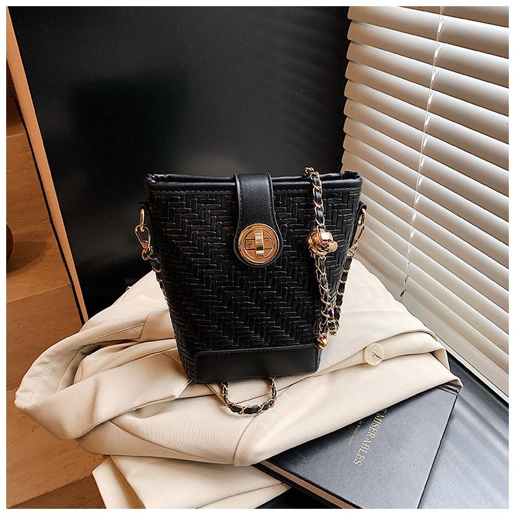 Bags Women's New Women's Bags Crossbody Bucket Bags Large Capacity Popular Bags Portable Shoulder Bags Tide