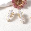 French niche high-end design sense A row of ear buckle imitation pearl earrings Simple and versatile daily commuter women
