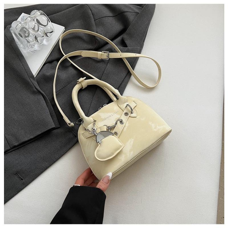 Small bag women's new spring and summer popular versatile messenger bag premium sense portable shell bag