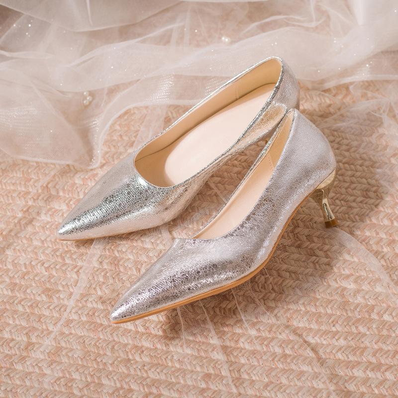 2025 summer new pointed head shallow mouth pleated temperament thin heel single shoes female banquet socialite French high heels