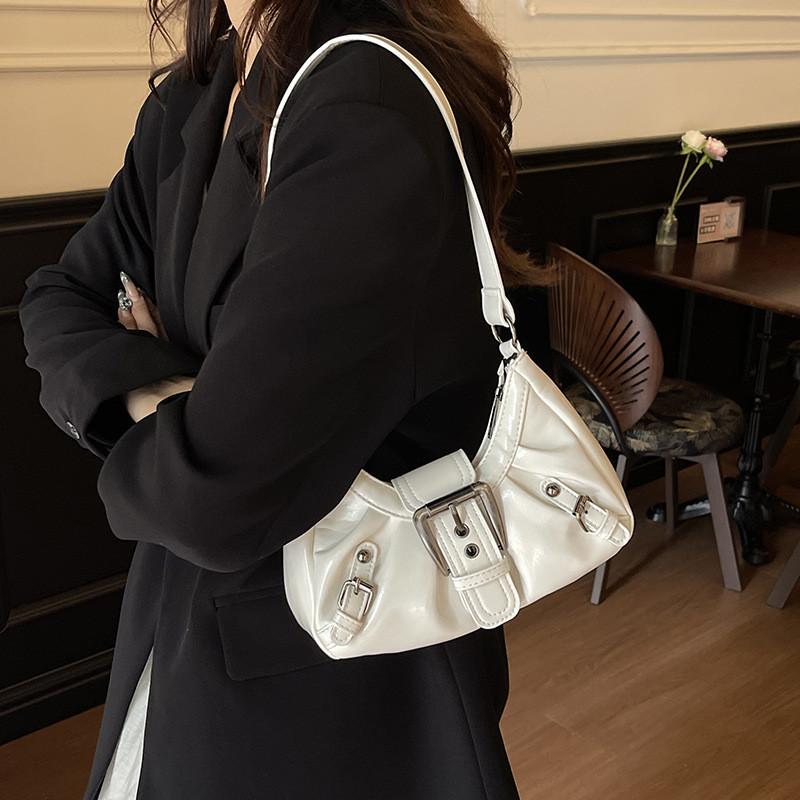 Vintage Street Style Pu Shoulder Bag With Magnetic Closure For Daily Use