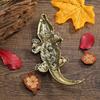 Elegant Alloy Crocodile Brooch with Inlaid Diamonds - Versatile Men's Suit Accessory and Animal Corsage.