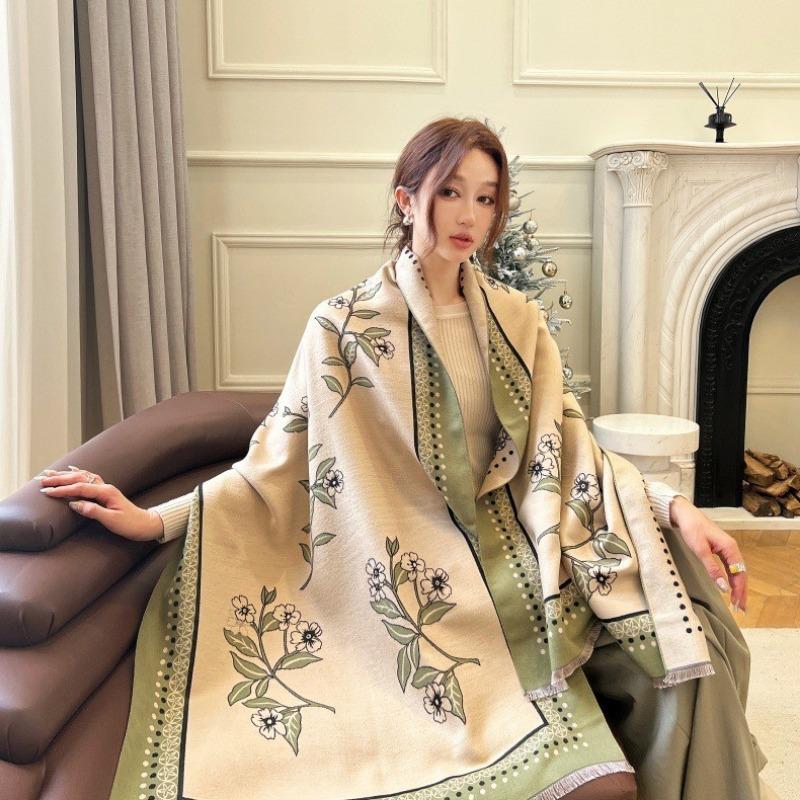 Gradual change flower imitation cashmere scarf women's high sense double-sided jacquard shawl retro scarf