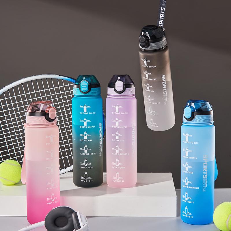Fashionable Large-Capacity Water Bottle with Lanyard – Gradient Frosted Design for Men, Women, and Students 1L Outdoor Sports Bottle