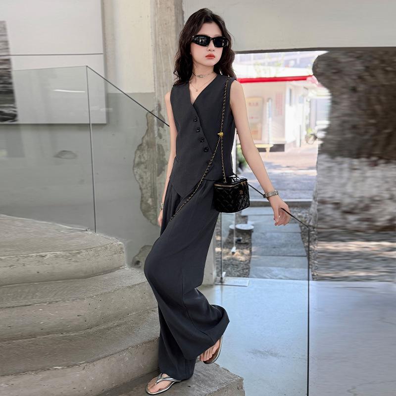 Girls Sleeveless Cool Suit: 2025 Summer Wide-Leg Vest and Pants Set 140cm
